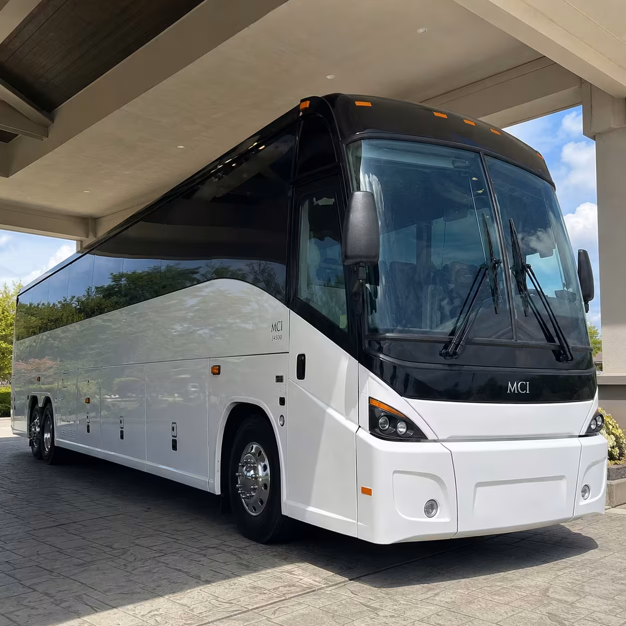 layton employee shuttle buses for i 15 corridor commuters