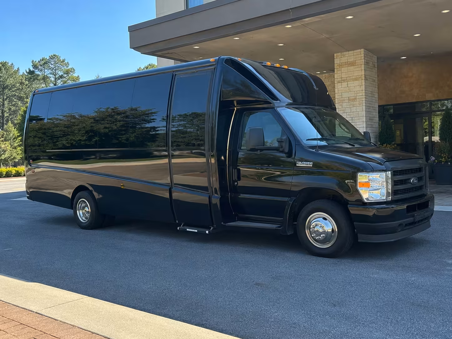 school field trip bus rentals in layton