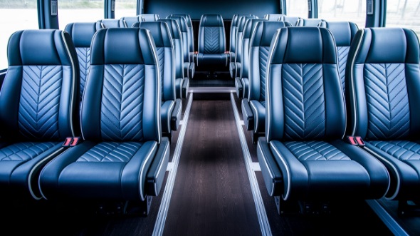layton 25 passenger minibus rental