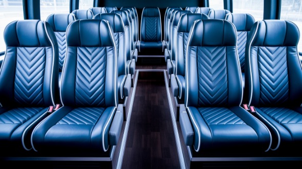 layton 35 passenger minibus rental
